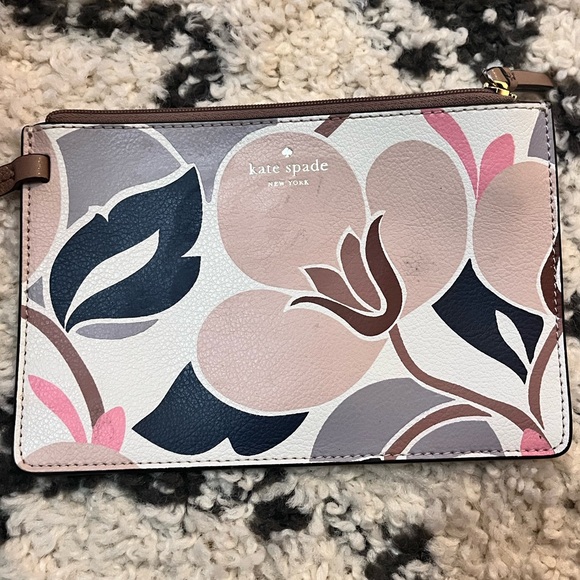 kate spade Handbags - Kate Spade Cameron Breezy Floral zip wristlet